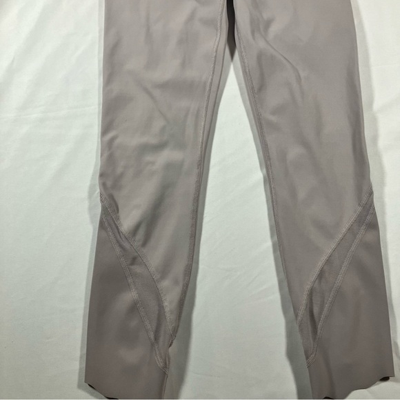 Lululemon Wunder Under Crop II Roll Down Scallop Full-On 24" Smoky Blush sz 2 - Picture 4 of 8